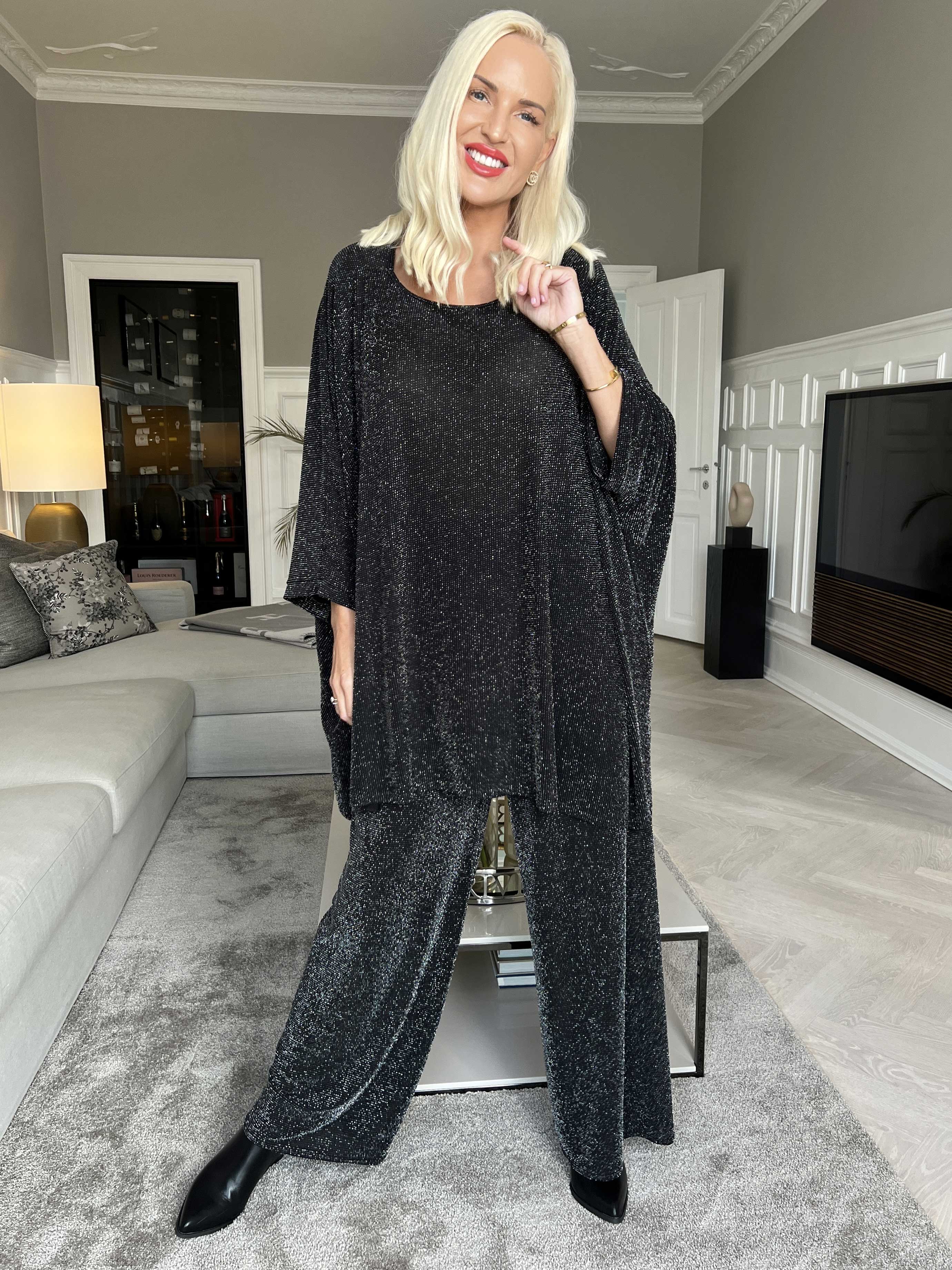 Estella Glitter - Oversized tunika med fladdermusärmar
